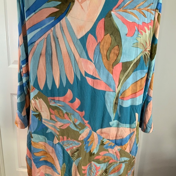 Soft Surroundings Palm Leaf Watercolor Boho Tunic Size Large - Picture 6 of 9